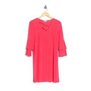 TASH + SOPHIE
Flounced Jersey Dress In Coral